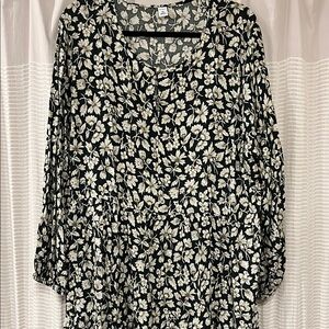 Women’s Old Navy XXL Knee Length Long Sleeve Floral Dress - Dark Green and Cream